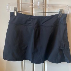 Lululemon (ivivva) girls tennis skort